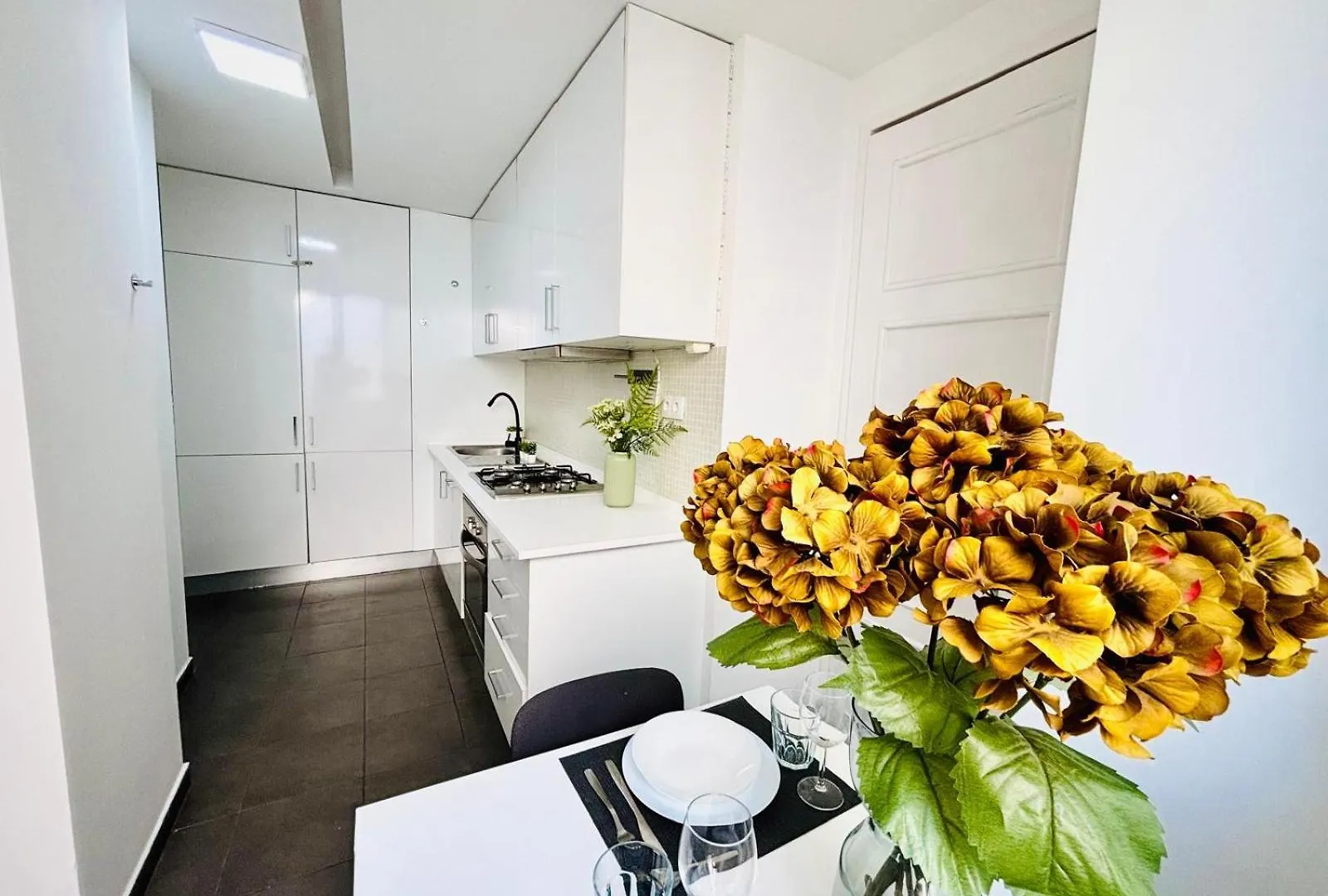 Luxury Central Lisbon Rooms, Ideal Location For Tourists