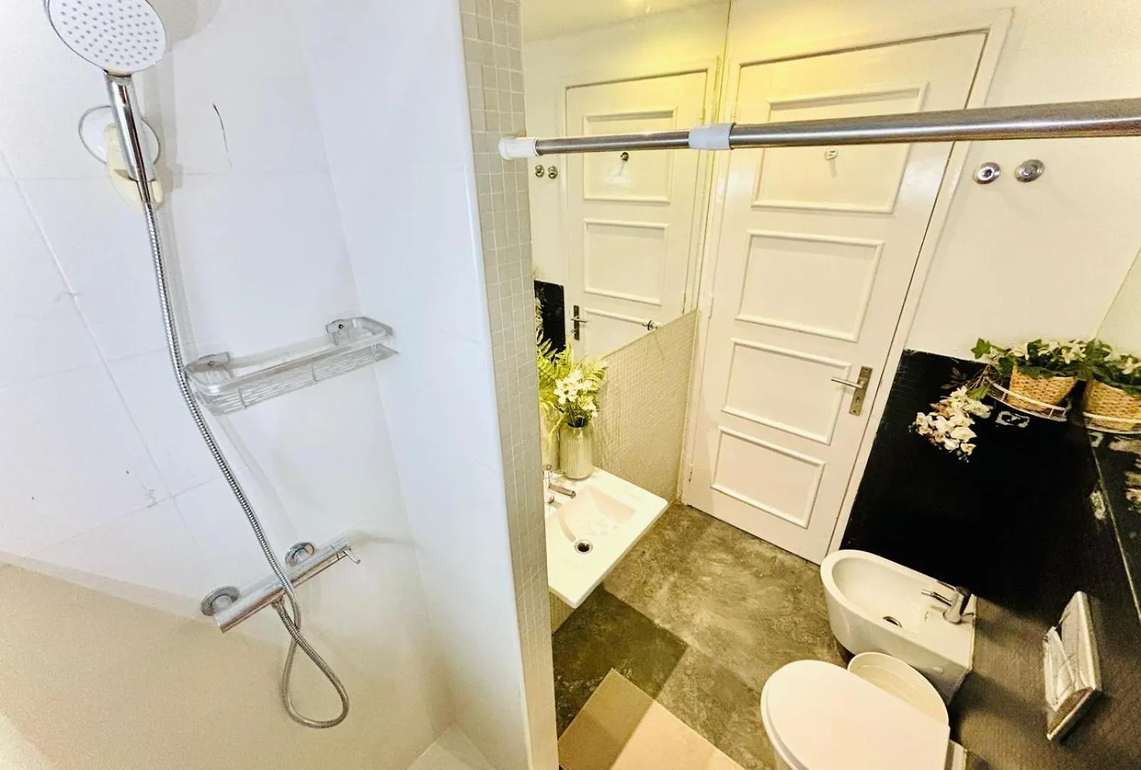 Hostel Luxury Central Lisbon Rooms, Ideal Location For Tourists Portugal